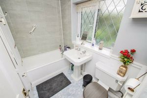 Photo 26- click for photo gallery